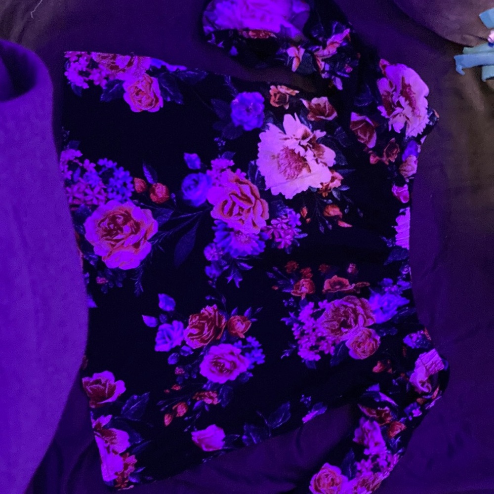 Medium floral blāshe blouse